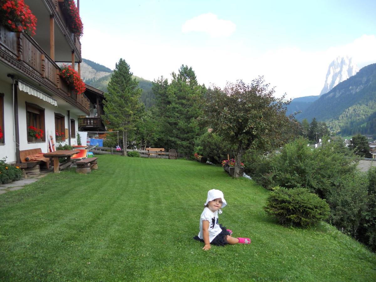 Garni Alba Bed & Breakfast Ortisei Eksteriør billede