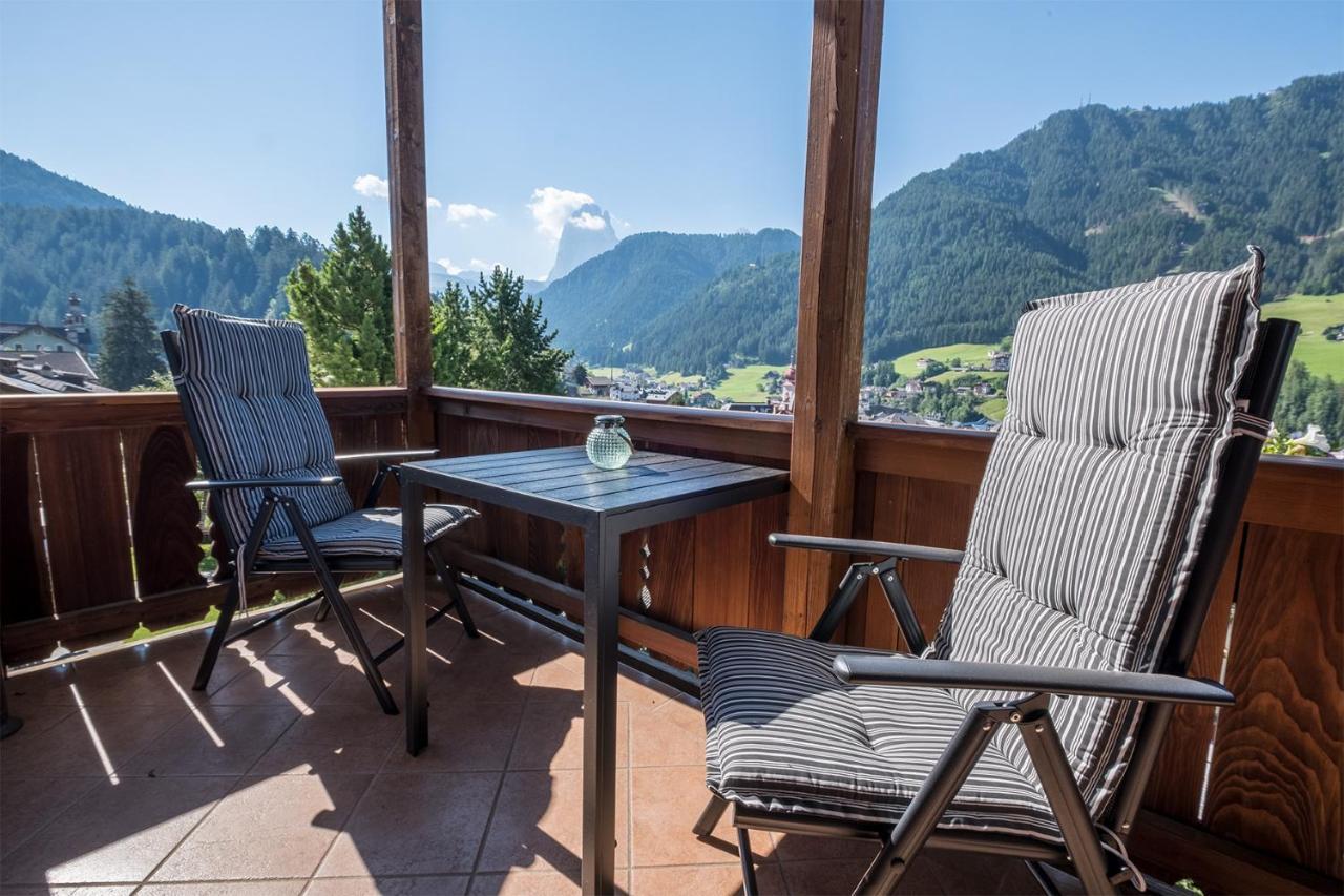 Garni Alba Bed & Breakfast Ortisei Eksteriør billede