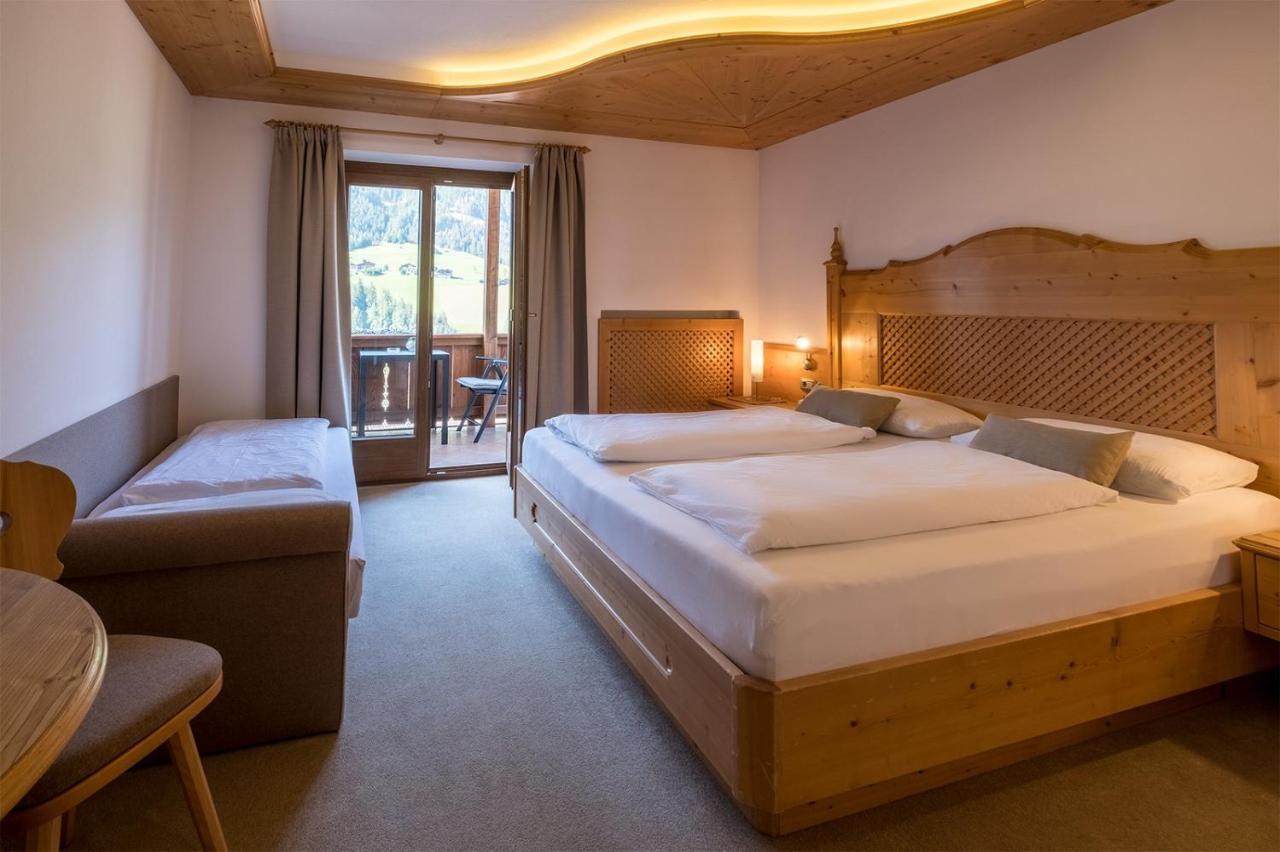 Garni Alba Bed & Breakfast Ortisei Eksteriør billede