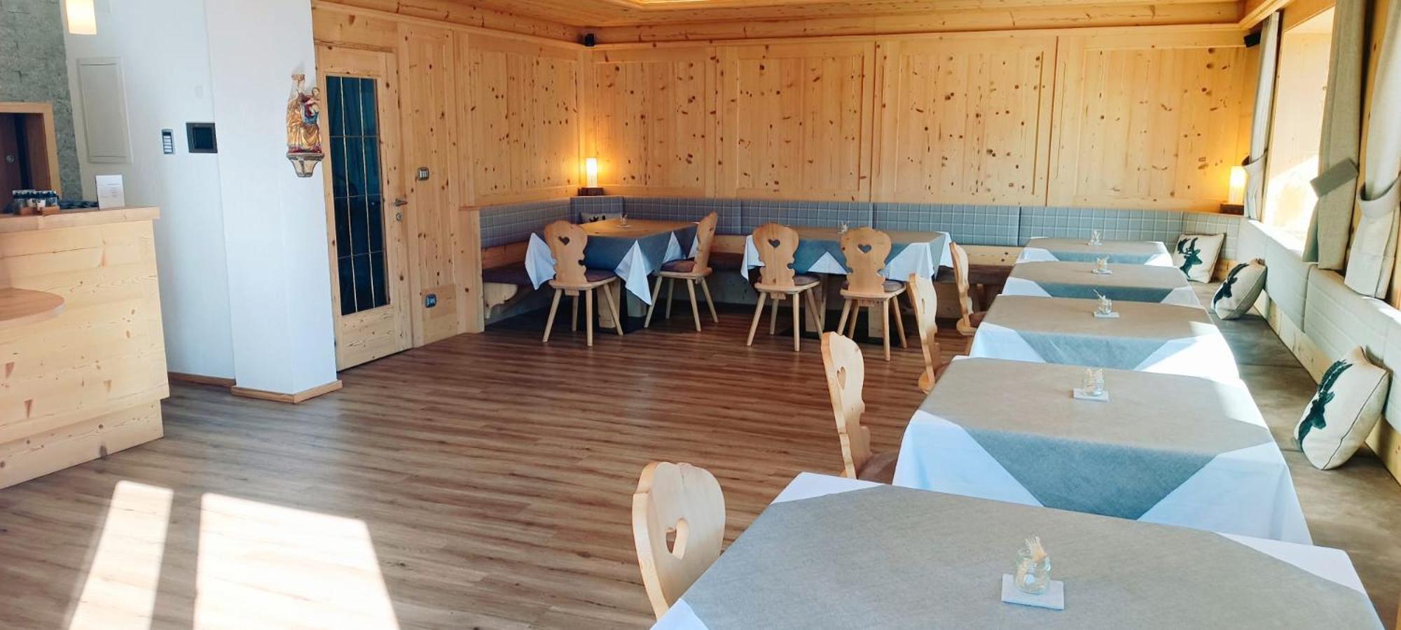 Garni Alba Bed & Breakfast Ortisei Eksteriør billede